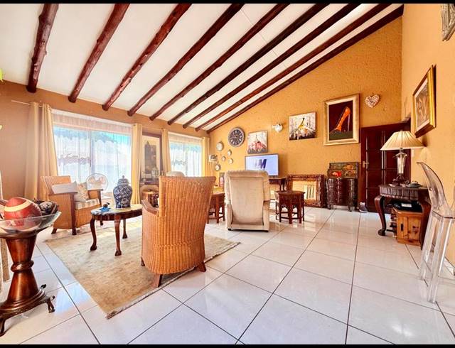 2 BEDROOM APARTMENT FOR SALE IN MORNINGSIDE